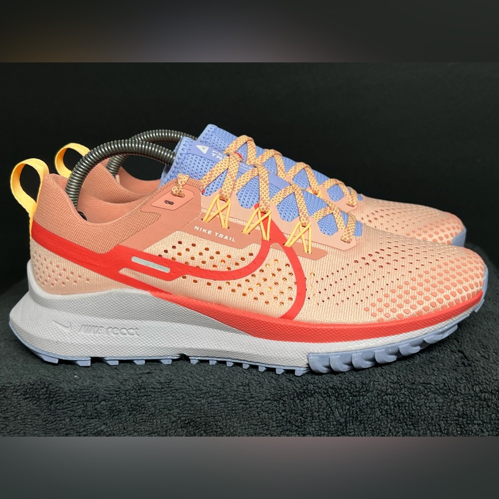 Women Nike React Pegasus Trail 4 Shoes Arctic Orange/Amber DJ6159-800 SIZE 9.5 - Picture 3 of 13
